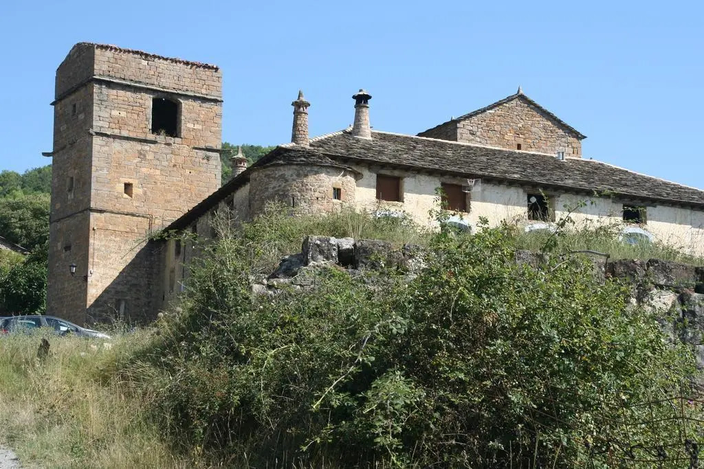 Casa Mur de Alujan