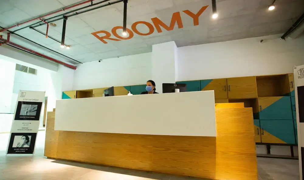 Roomy Signature Hotel