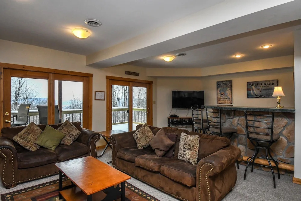 Splash Mountain 6 Bedroom House