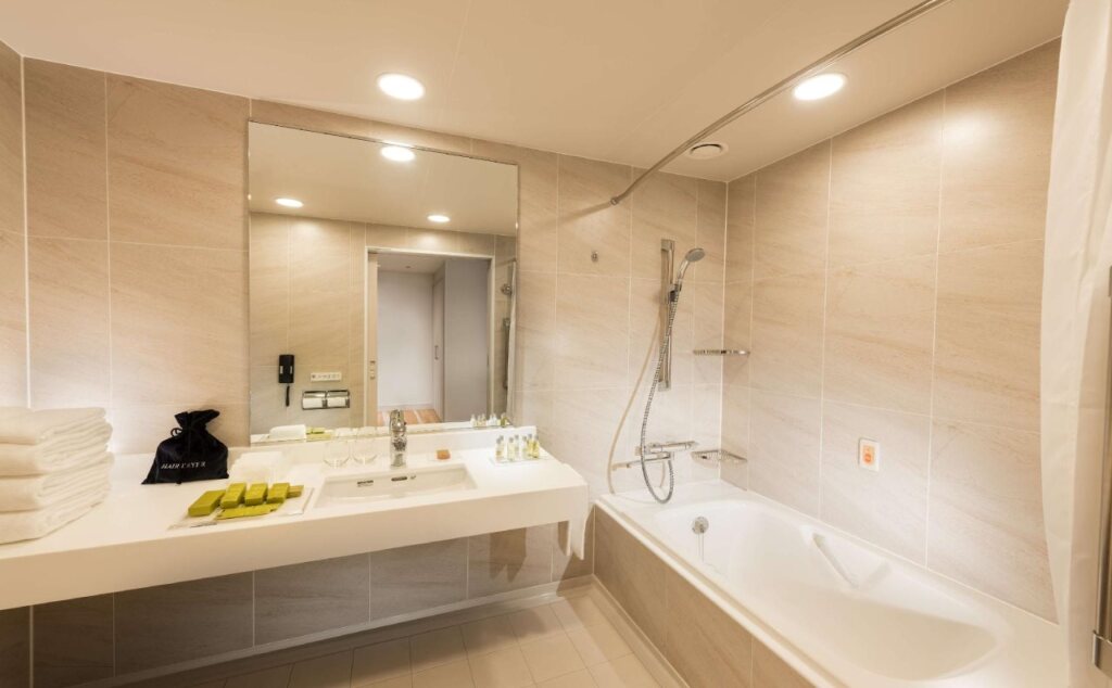 DoubleTree by Hilton Okinawa Chatan Resort