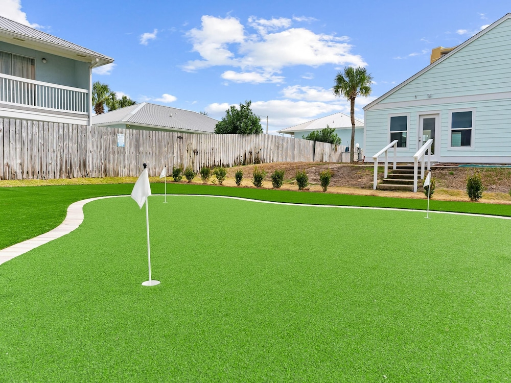 Southwind I Condo #K8 - Front Beach Flair