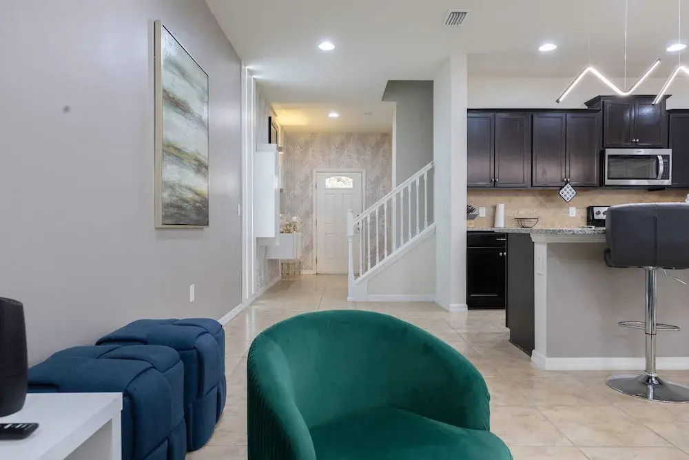 Fabulous Townhouse Near to Disney