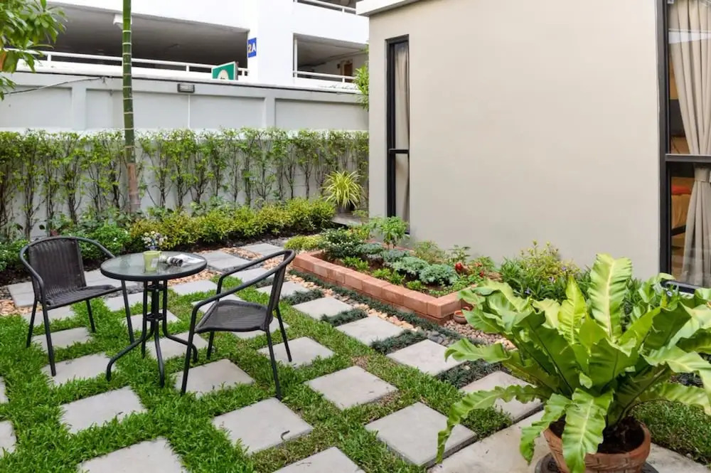The Pad Silom Convent Serviced Apartment