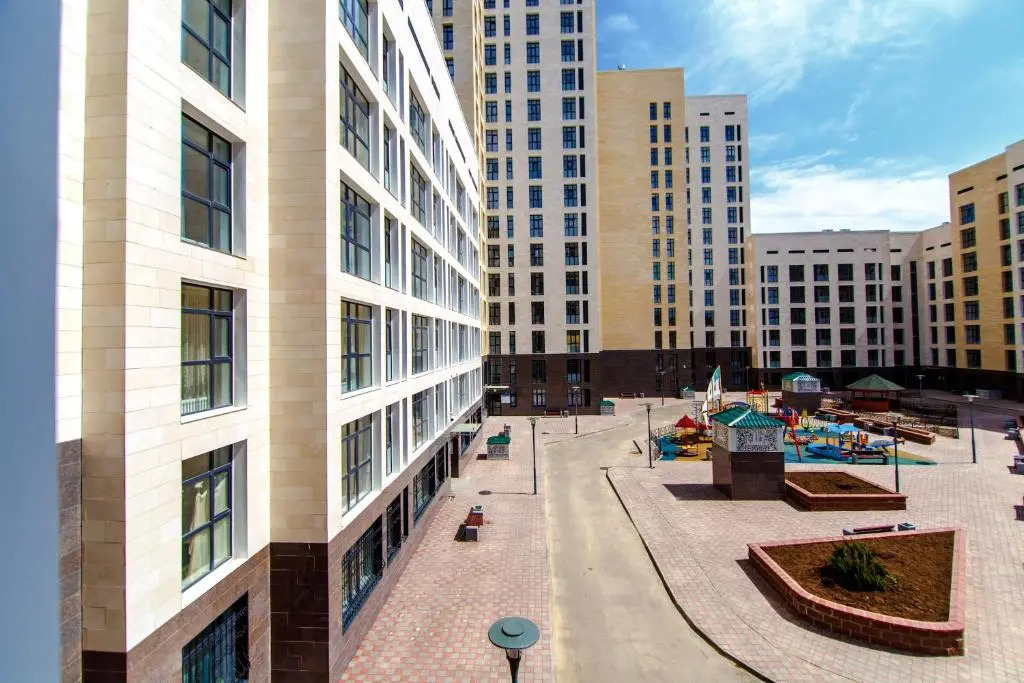 Ernaz Plus Apartments: Promenade Expo