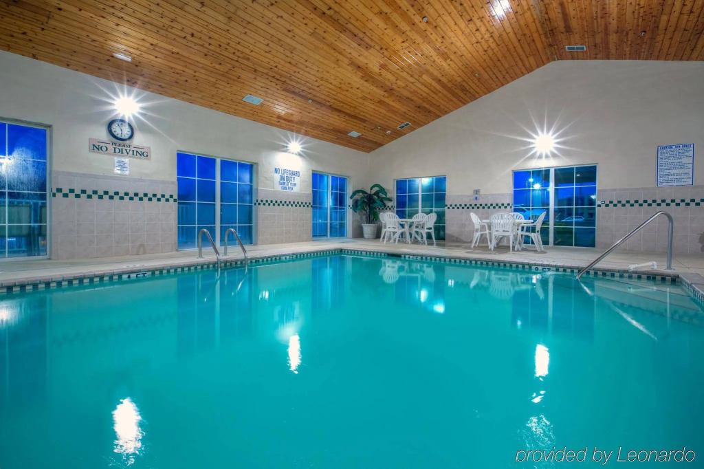 Country Inn & Suites by Radisson, Boone, NC