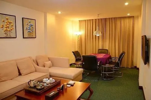 Phoenix Mountain Hotel