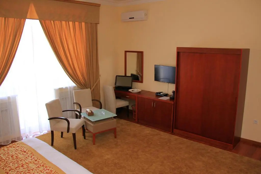 Lotus Hotel