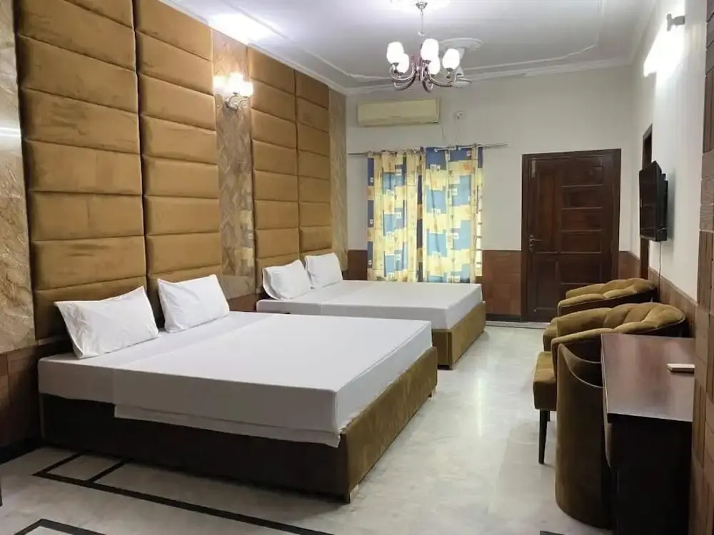 Milton Lodge Guest House