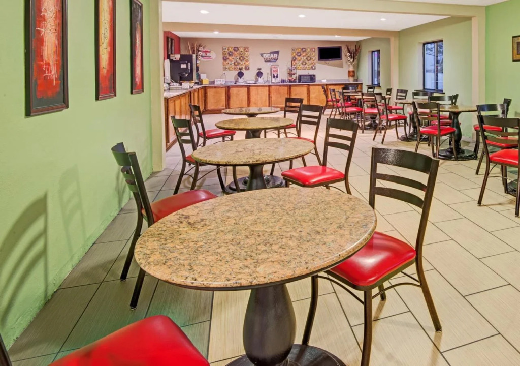 Travelodge Midtown