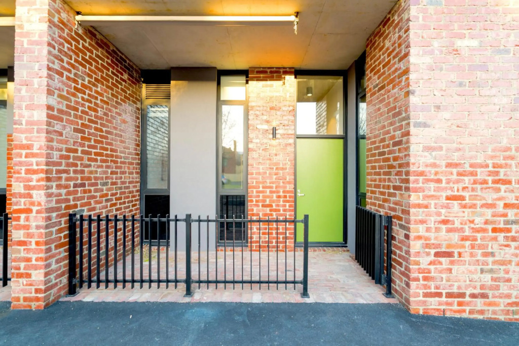 Mega Style Apartments West Melbourne Townhouse