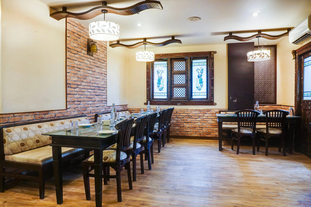 Super Townhouse Oak Prabhat Road