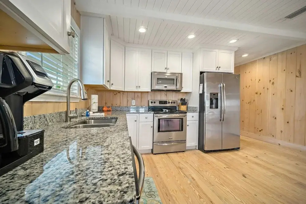 Don t Worry Beach House 3 2 2 Blocks to Beach