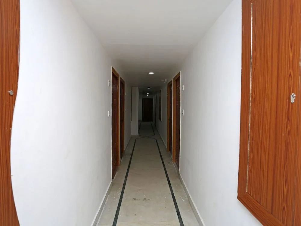 OYO 11675 Hotel Prahlad Inn