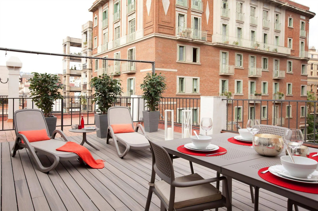 Click&Flat Seneca Suites
