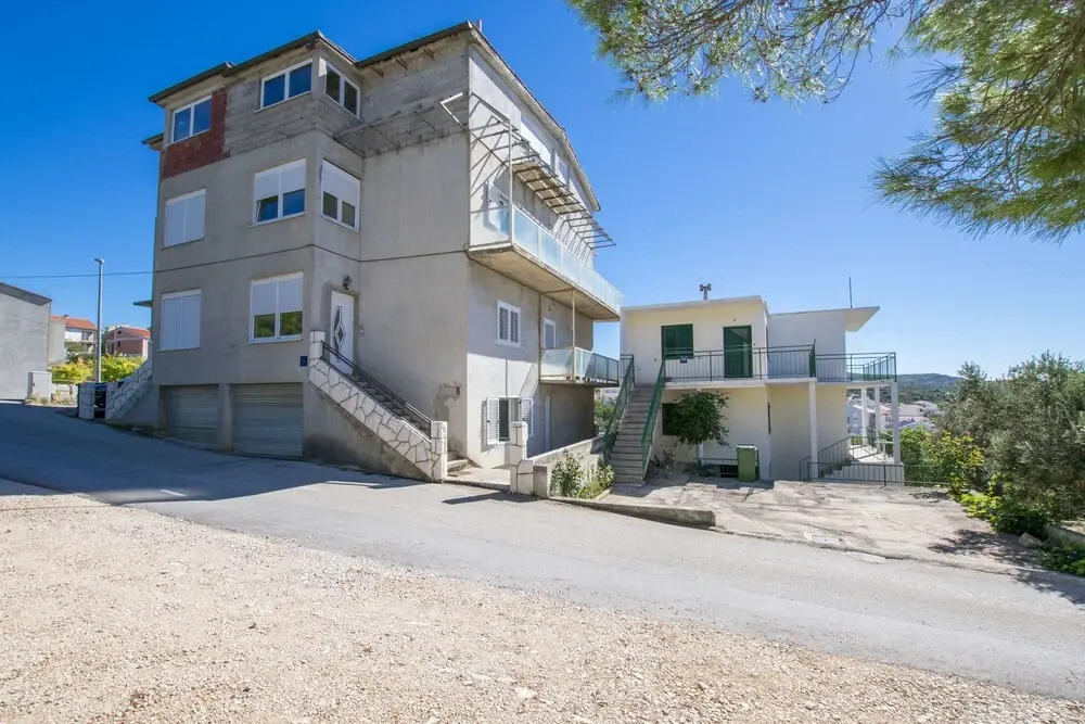 Apartments Jelka