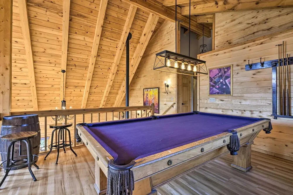 Lazy Beaver Lodge Pagosa Cabin w/ Deck, Fire Pit