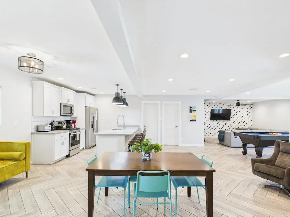 Sunhaven -pool Heat Available - Walk to Old Town