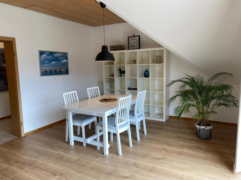 Lovely Central Located- Train, Restaurants & Spa