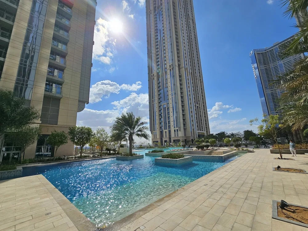 WelHome - Luxury Canal-Side Apartment in Al Habtoor City