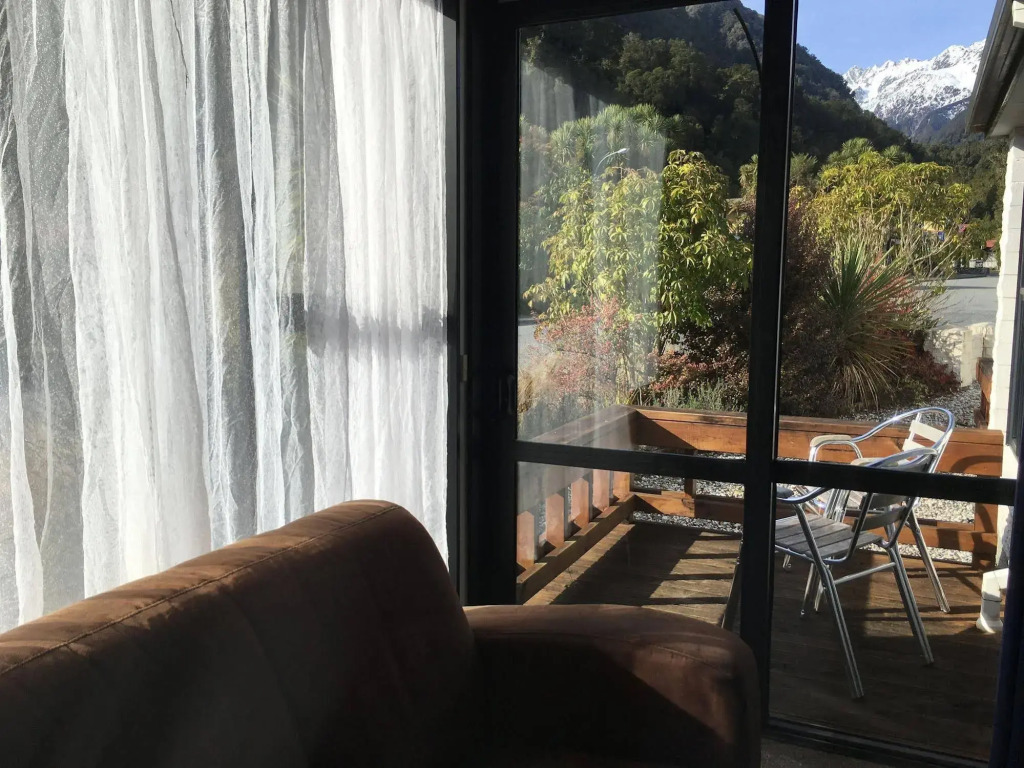 Alpine Glacier Motel