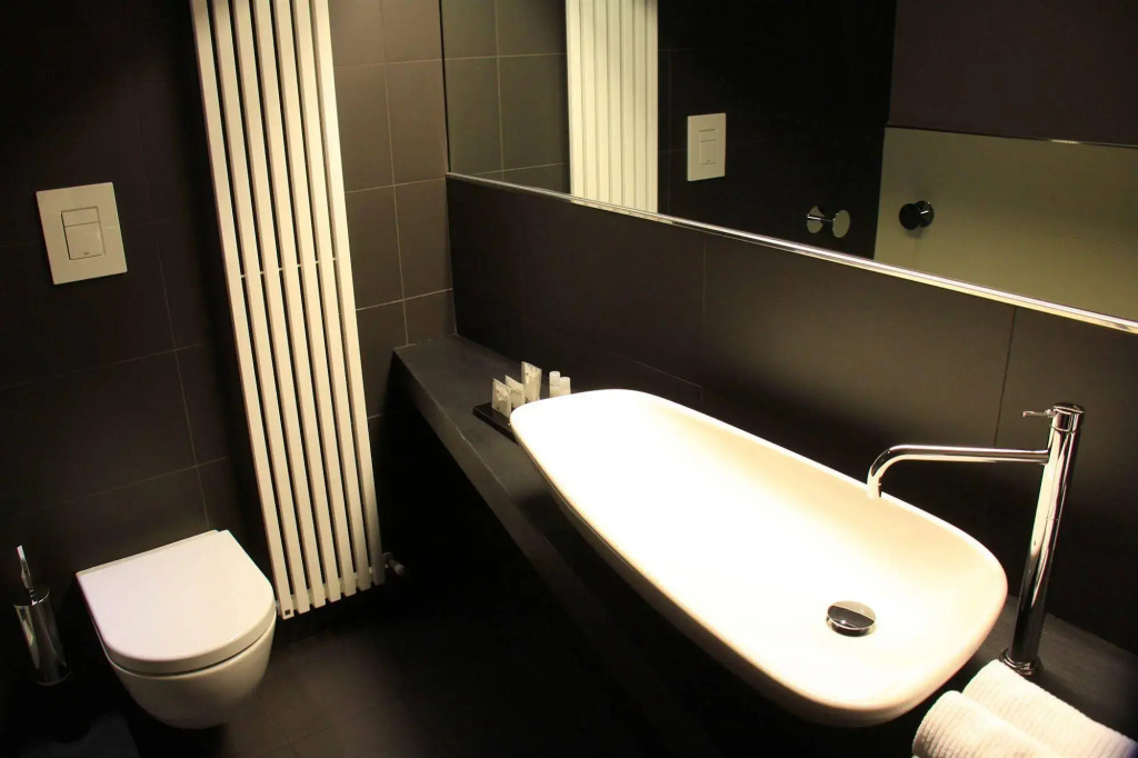 Pineta Eco Hotel - Private Parking