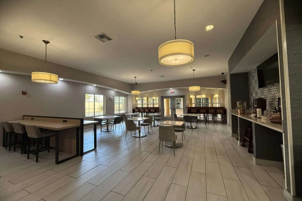 La Quinta Inn & Suites by Wyndham Albuquerque Midtown