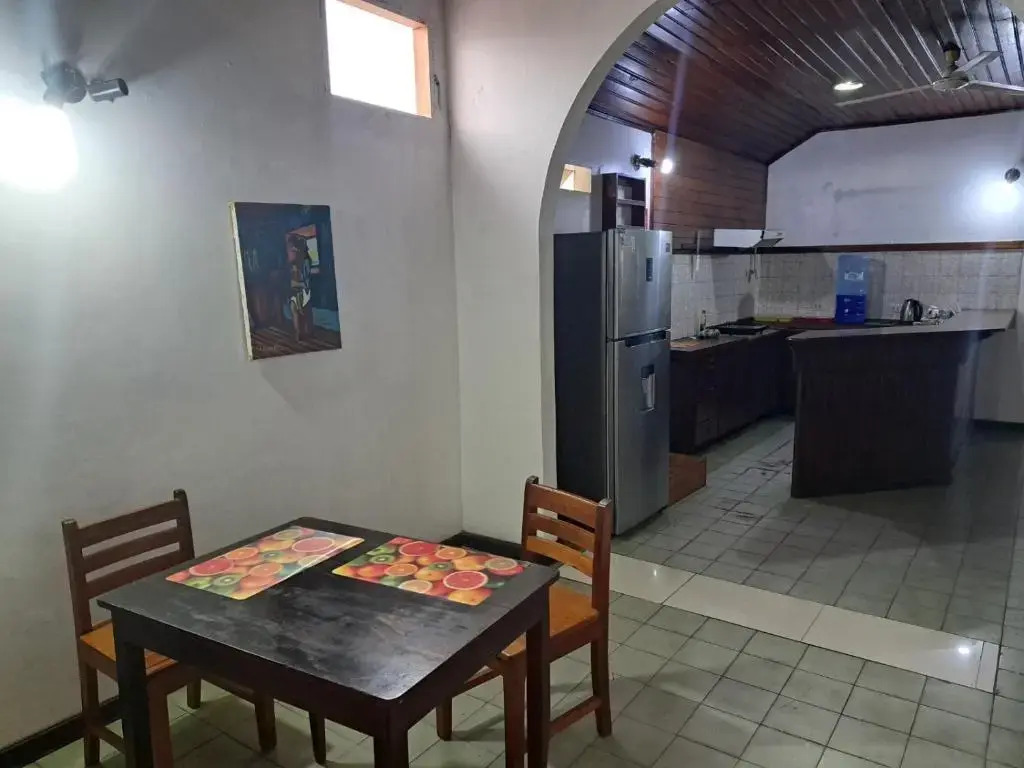 Hostal Caravel