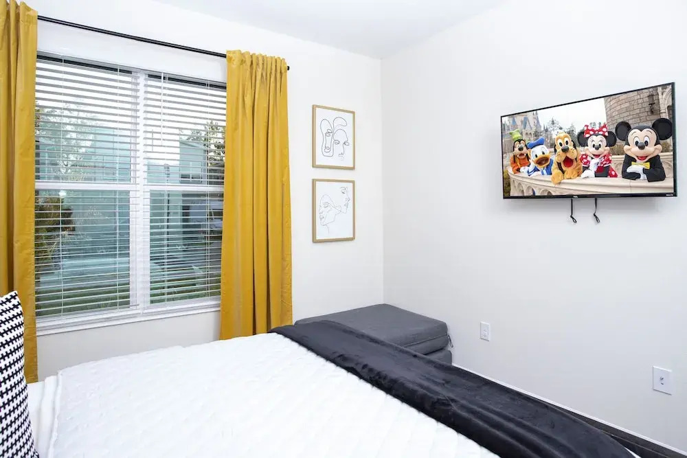 Gorgeous 5Bd Close to Disney @ Storey Lake 2734