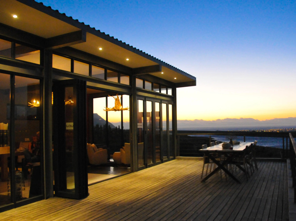 Colourful Manor Luxury Lodge