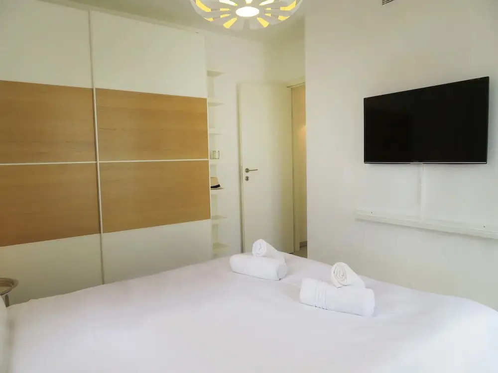 Beautiful  Apt Neve Tzedek Terrace N12