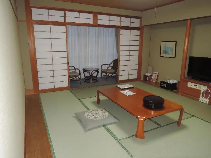 Yanagiya