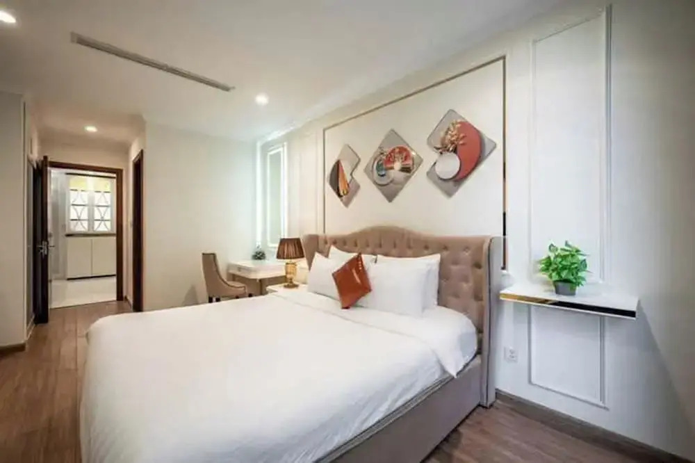 Emily Hallmark Luxury Ho Chi Minh City