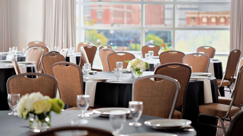 Home2 Suites By Hilton Chicago McCormick Place