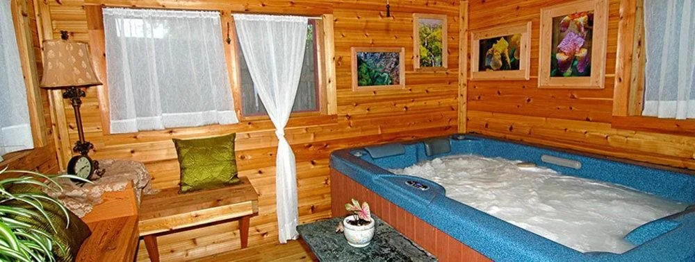 Southern Charm Lodging
