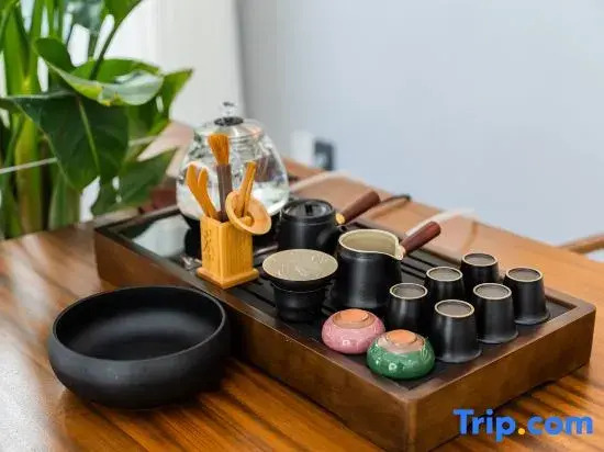 No. 73, Xiwuli · Moganshan French Light Luxury Courtyard Family-friendly Boutique Accommodation