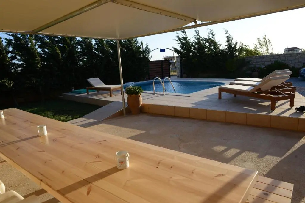 Elpidis Villa
