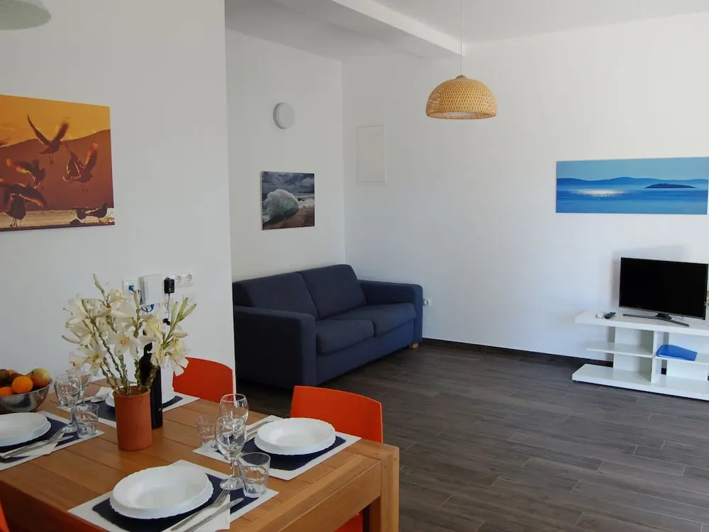 Apartment in Veli Rat Near Beaches