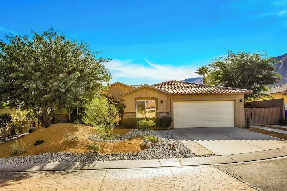 Near Downtown: Palm Springs Home w/ Mountain Views