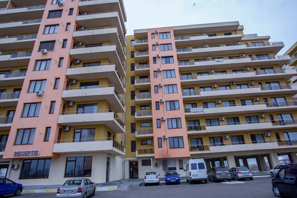 Ionut Summerland Apartments Mamaia