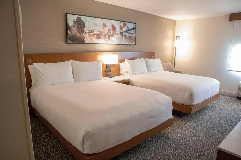 The Center Inn