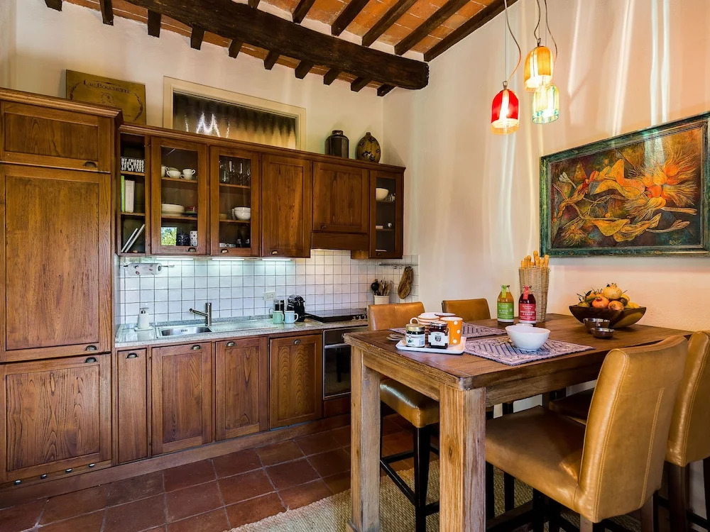 Charming Apartment With Swimming Pool Spacious Terrace And Private Garden
