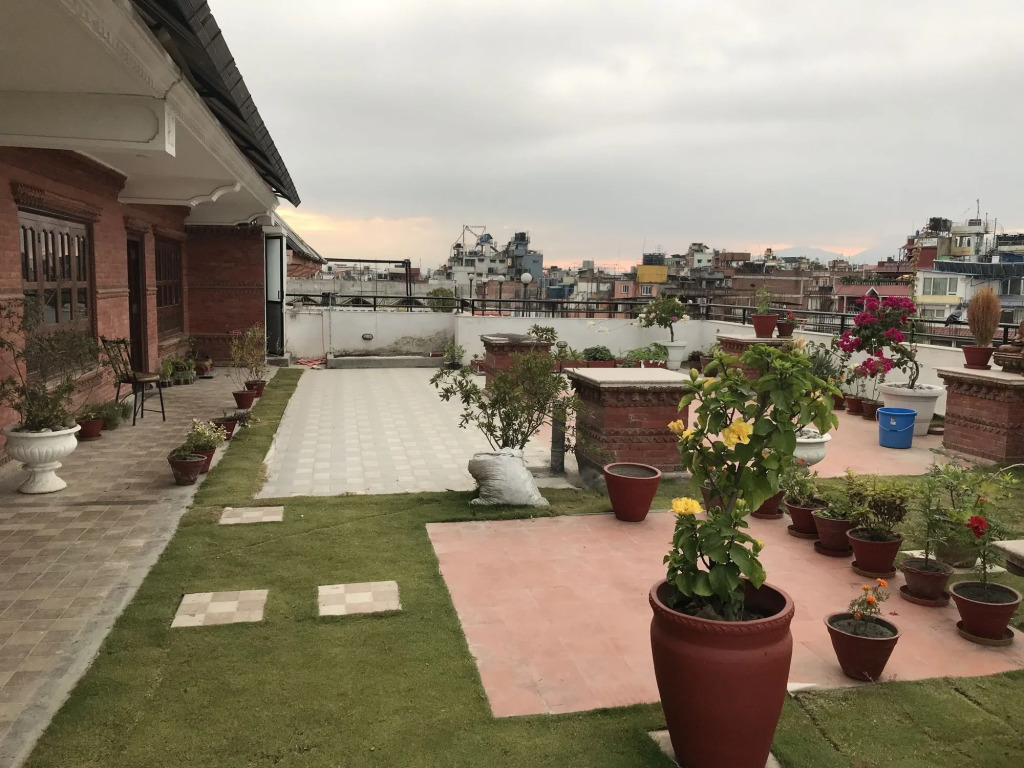 DOM Himalaya Hotel