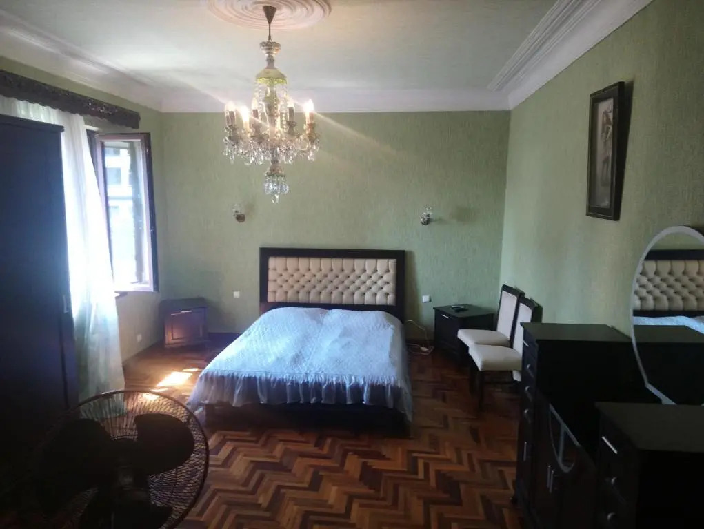 12 Angisa Street Апартаменты