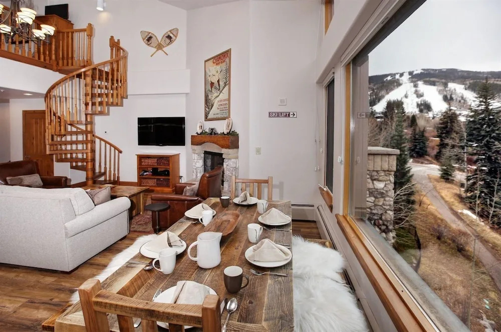 Beaver Creek Elkhorn Lodge 4 Bedroom Residence With Ski In, Ski Out Access And A Short Walk To Beaver Creek Village