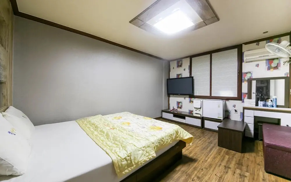 Jeonju Ua-dong 2 Days and 1 Night