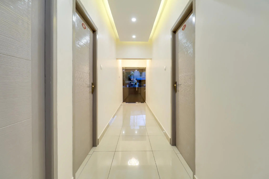 Collection O 75719 Chakkra Residency