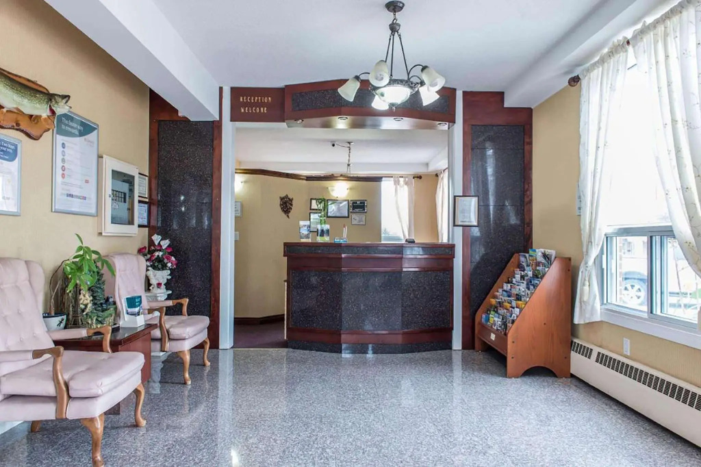 Super 8 by Wyndham Pembroke