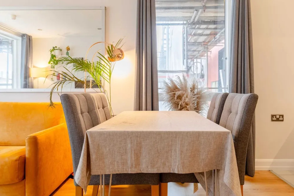 Vibrant & Inviting 1BD Flat, Heart of Haggerston!
