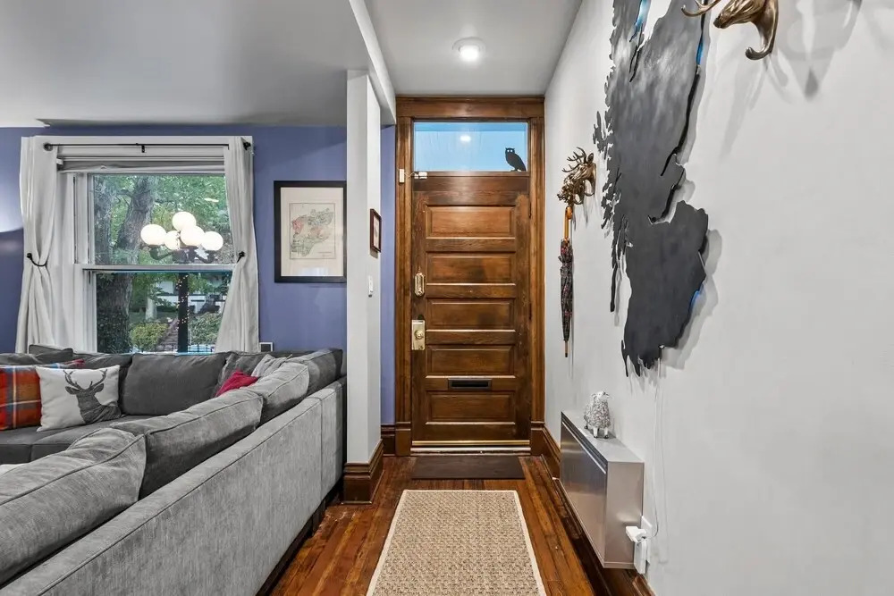 Cap Hill 3-bedroom Garage Parking With Backyard