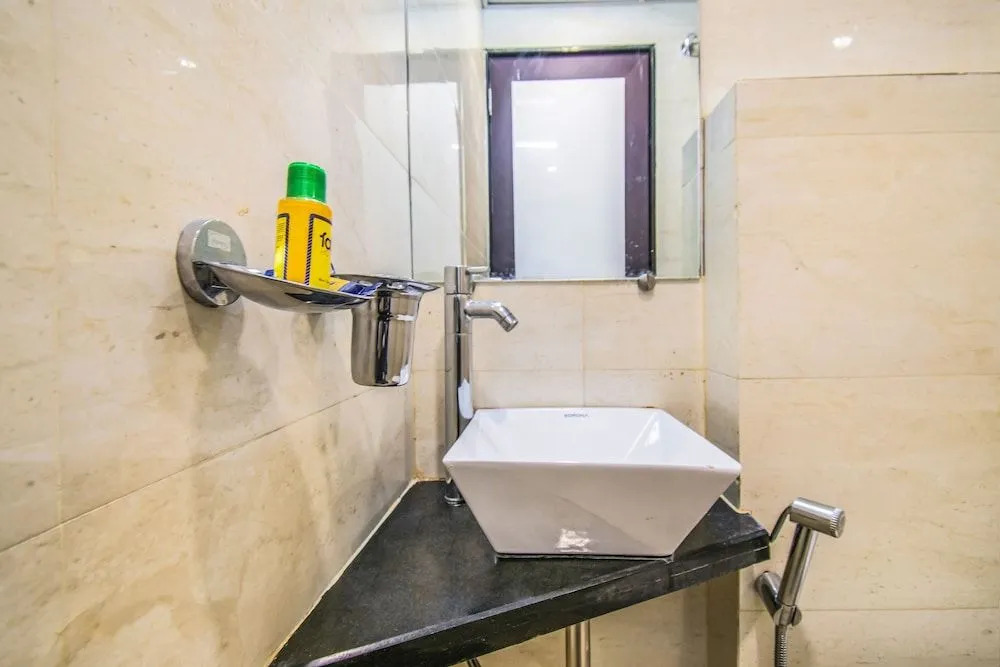 FabHotel Konak